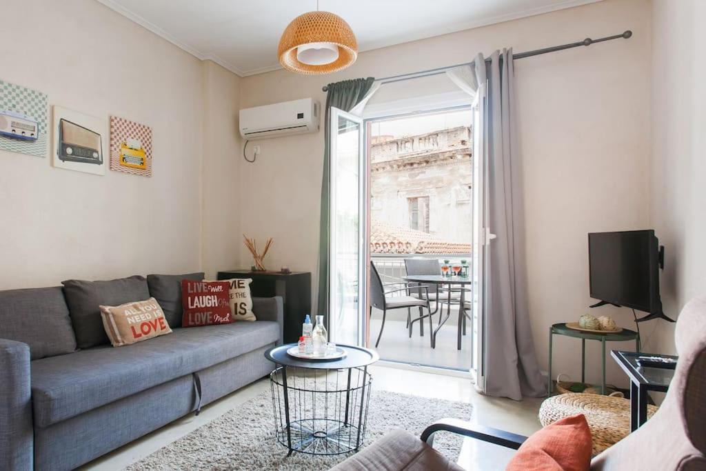 Openair Hot Tub/Big Balcony/Great Boutique Apt Atenas Exterior foto