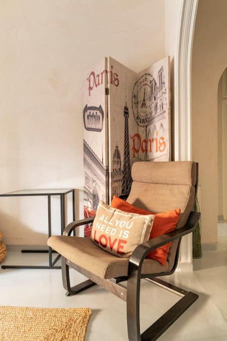 Openair Hot Tub/Big Balcony/Great Boutique Apt Atenas Exterior foto